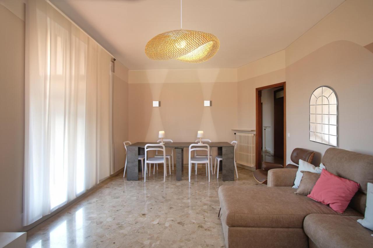 Villa 70 Πεσκιέρα ντελ Γκάρντα Εξωτερικό φωτογραφία