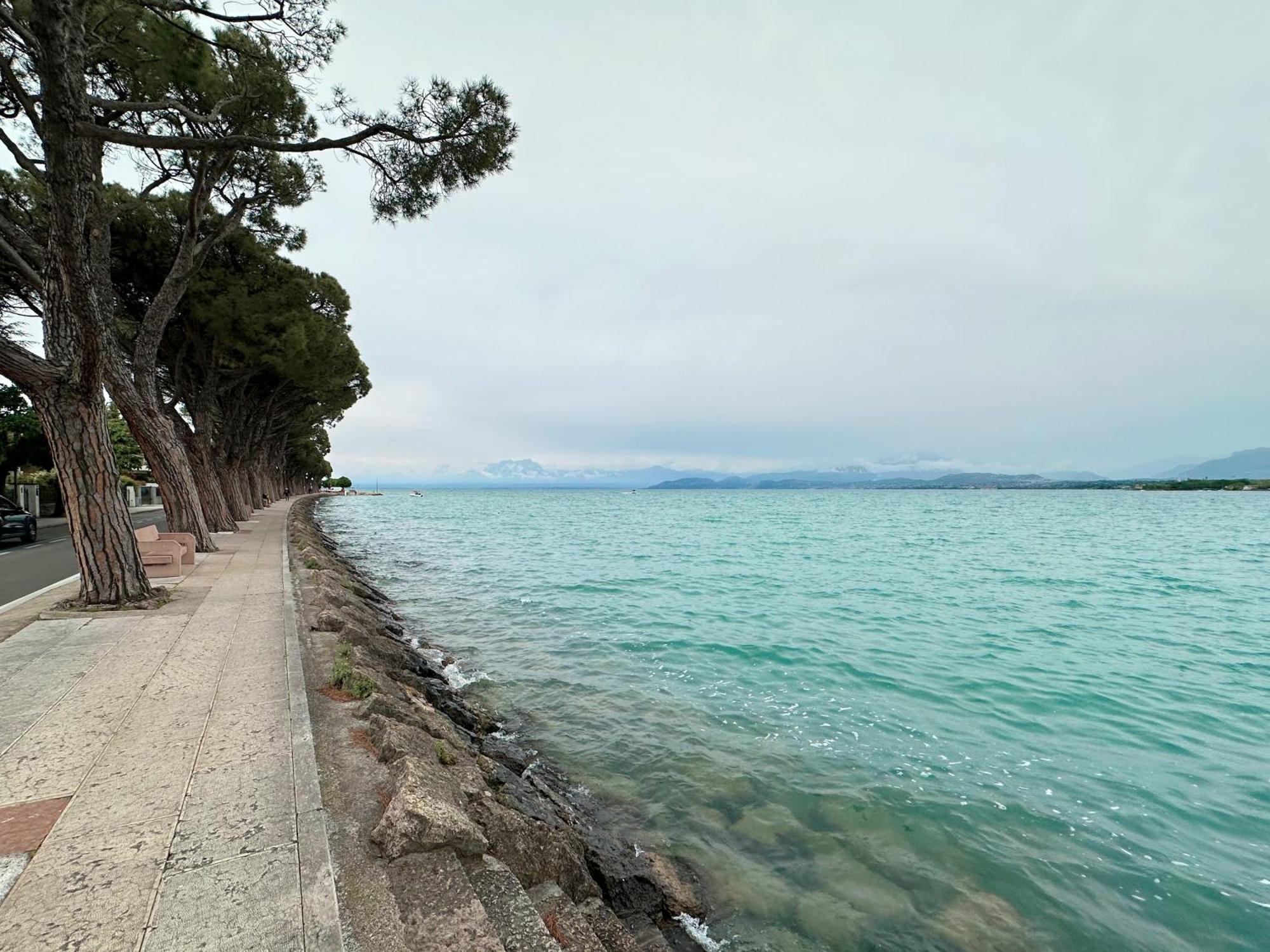 Villa 70 Πεσκιέρα ντελ Γκάρντα Εξωτερικό φωτογραφία