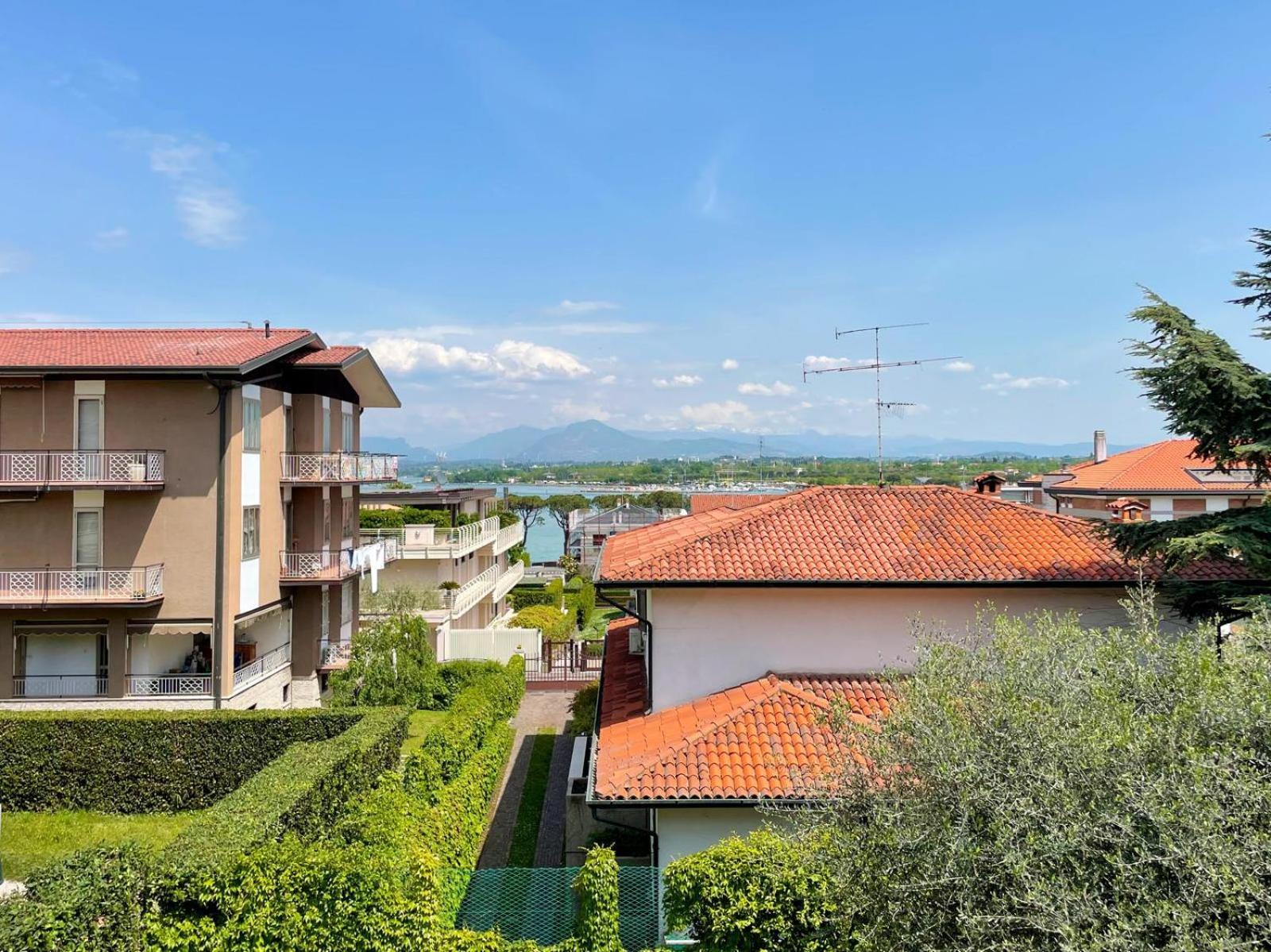 Villa 70 Πεσκιέρα ντελ Γκάρντα Εξωτερικό φωτογραφία