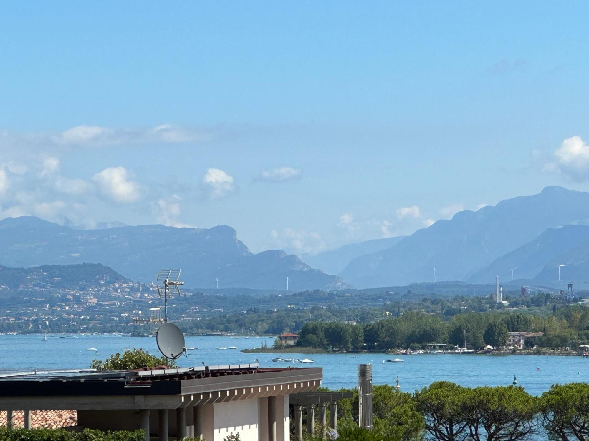 Villa 70 Πεσκιέρα ντελ Γκάρντα Εξωτερικό φωτογραφία